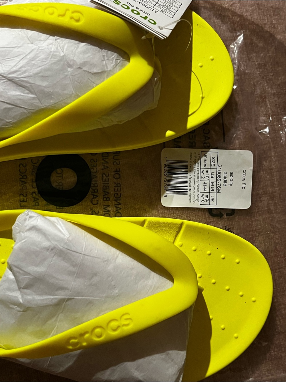 CROCS Flip Flops M10 W12 neon yellow
